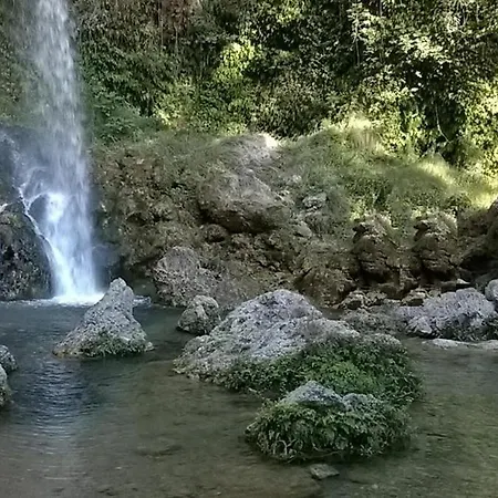 La Casa De La Cascada Holiday home