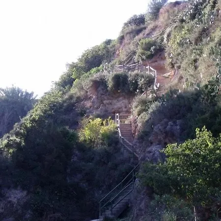 La Casa De La Cascada Holiday home Anna