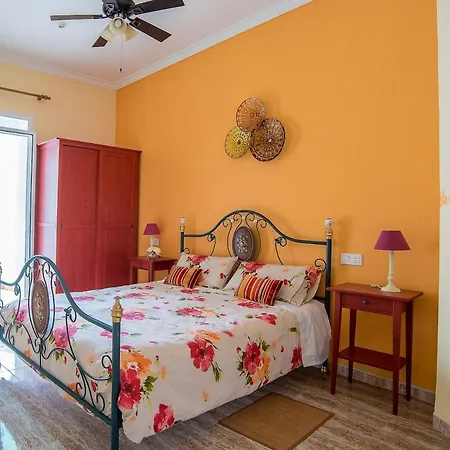 La Casa De La Cascada